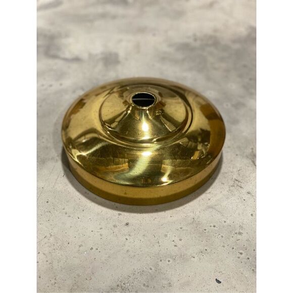 Vintage Brass Light Fixture Ceilling Canopy Medallion 8” - Picture 1 of 4